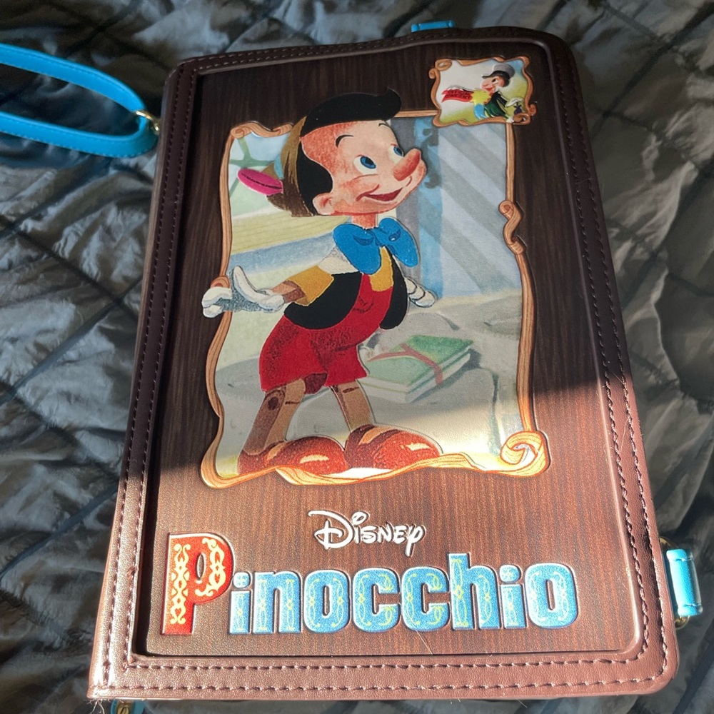 Loungefly Disney Storybook Pinocchio Crossbody (backpack)